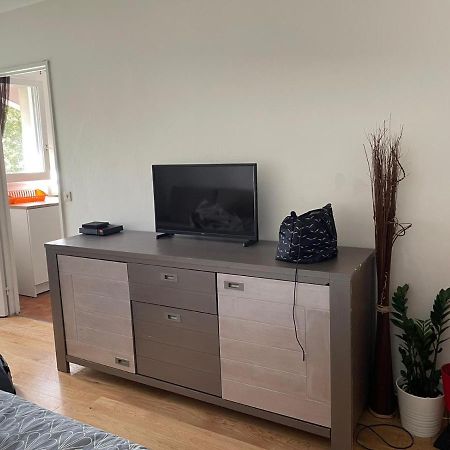 Appartement 35 M2 Creteil L Echat ภายนอก รูปภาพ